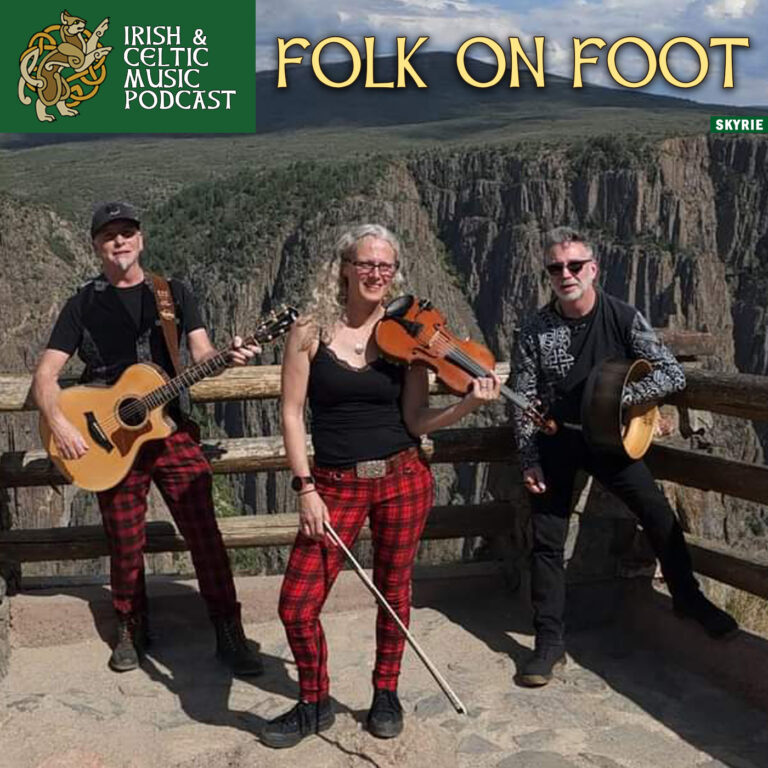 Folk on Foot #685